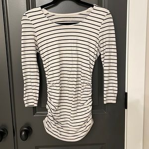 A Pea In The Pod white and black striped quarter sleeve shirt